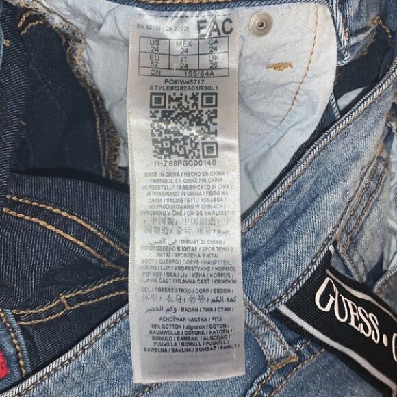Guess medium wash logo tape high waisted skinny jeans size 24 - Picture 10 of 15
